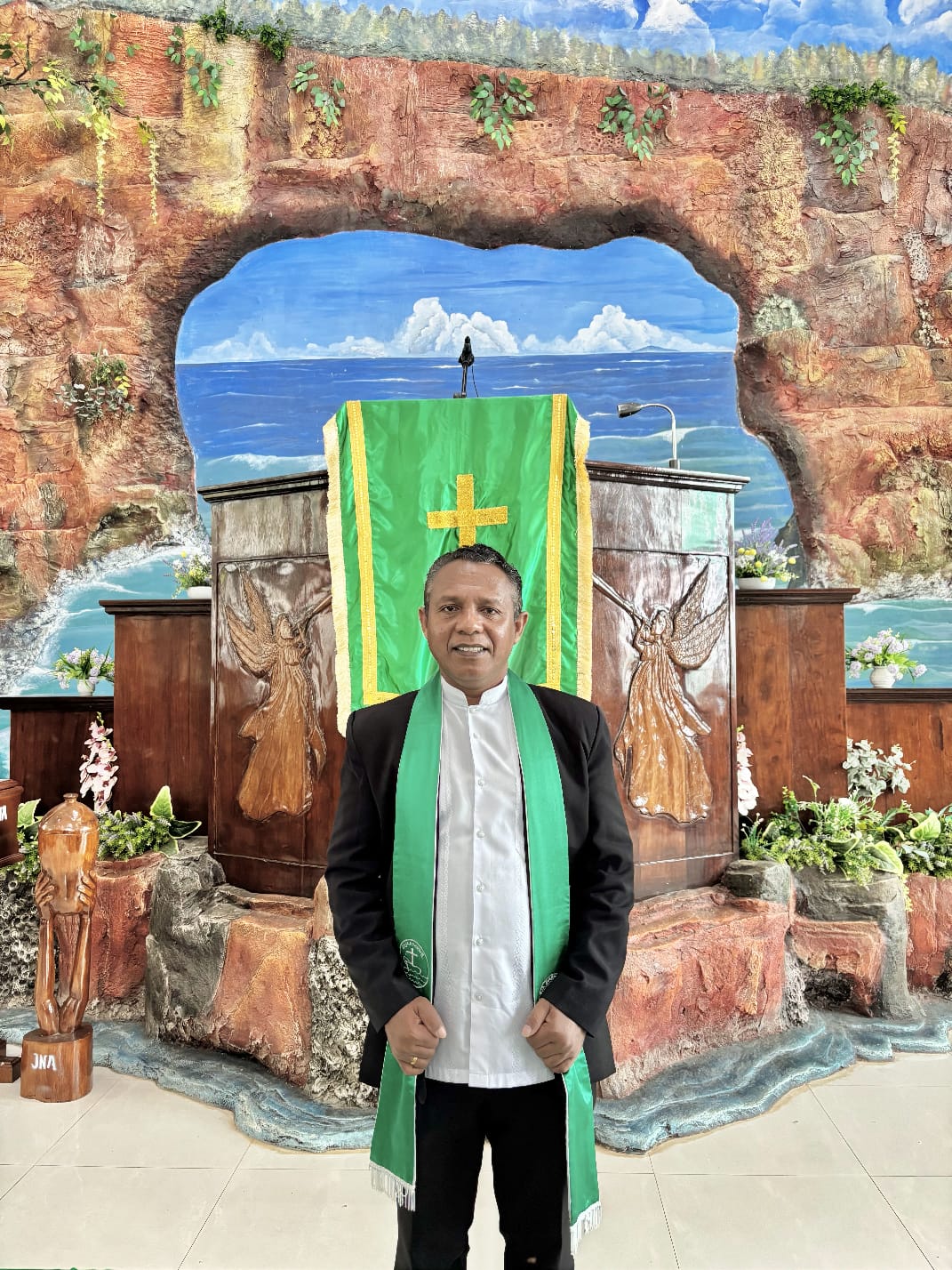 Penatua SAMUEL. P. RITIAUW